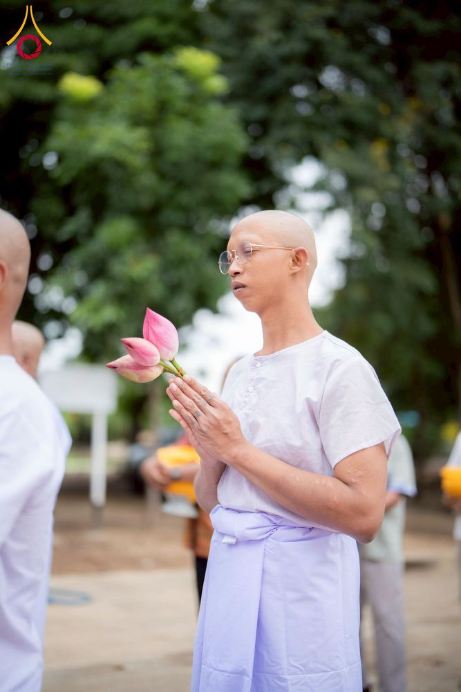 ภาพ No.278296:วันศุกร์ที่ 5 ธันวาคม พ.ศ. 2568 (วันพ่อแห่งชาติ) พิธีบรรพชาอุปสมบทหมู่ธรรมทายาท จำนวน 16 รูป โครงการบรรพชาอุปสมบทหมู่ รุ่นบูชาธรรมมหาปูชนียาจารย์ ประจำปี 2568  ณ ศูนย์ปฏิบัติธรรมและอบรมเยาวชนพระนครศรีอยุธยา จ.พระนครศรีอยุธยา