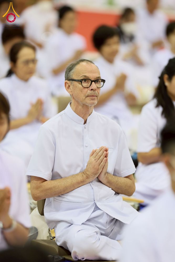 ภาพ No.258181:วันอาทิตย์ที่ 5 ตุลาคม พ.ศ. 2568 พิธีบูชาข้าวพระ ณ สภาธรรมกายสากล วัดพระธรรมกาย