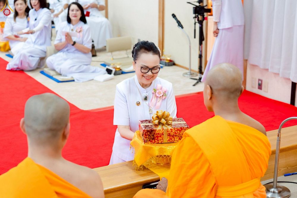 ภาพ No.261818:วันที่ 17 ตุลาคม พ.ศ. 2568 พิธีทอดกฐินวัดพระธรรมกายนางาโน่ ประเทศญี่ปุ่น  "เชื่อมสายบุญพระผู้ปราบมาร" บูชาธรรม 141 ปี พระมงคลเทพมุนี (สด จนฺทสโร)