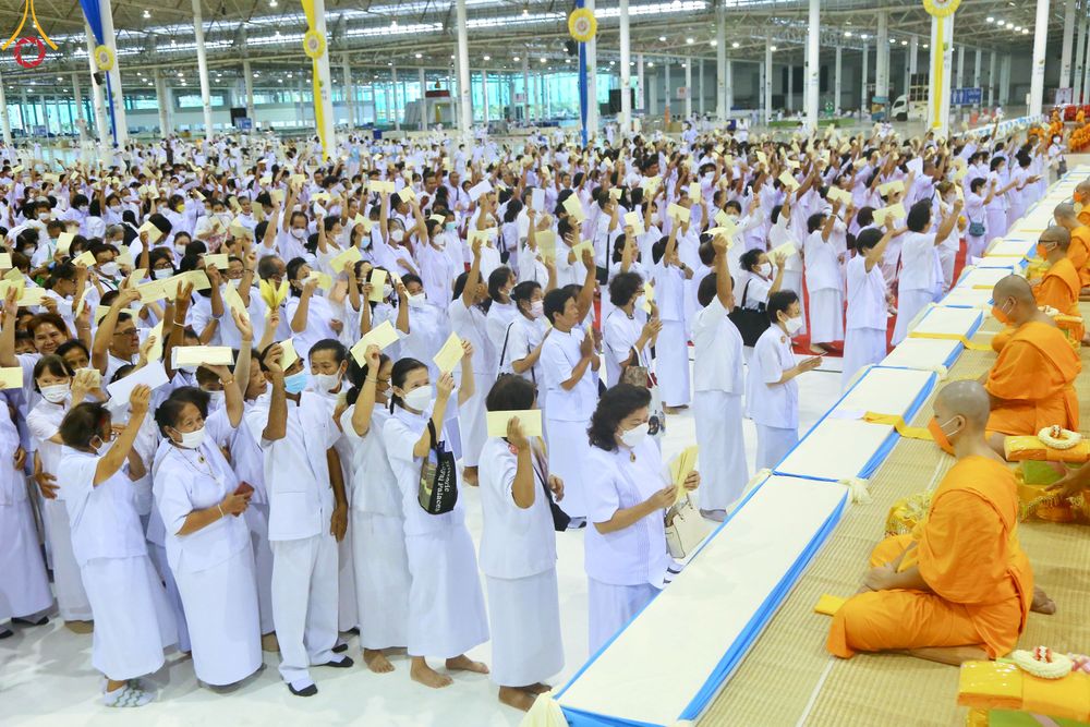 ภาพ No.83951:พิธีมุทิตาอุปสมบทพระมหาเปรียญธรรม ในวันอาทิตย์ที่ 2 กรกฎาคม พ.ศ.2566 ณ สภาธรรมกายสากล วัดพระธรรมกาย