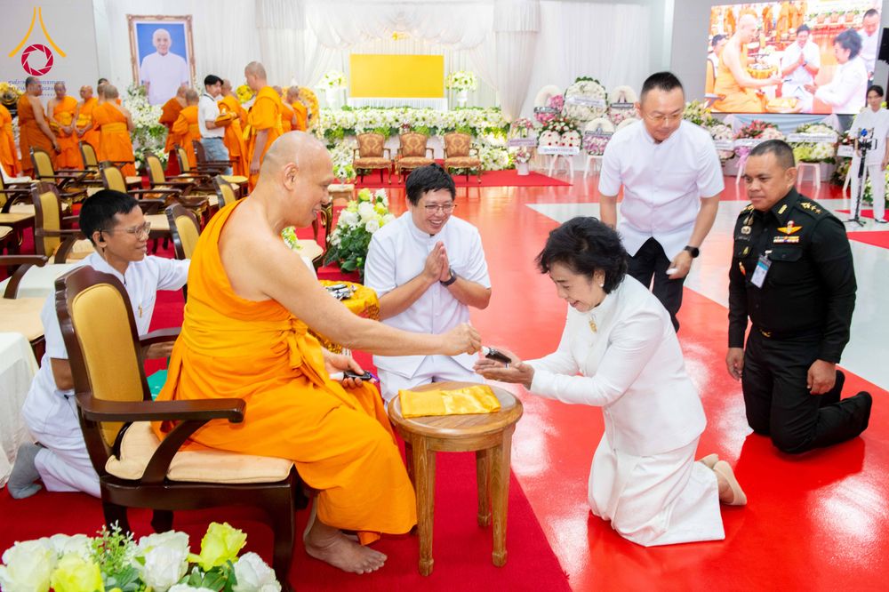 ภาพ No.314591:วันศุกร์ที่ 20 มีนาคม พ.ศ. 2569 พิธีบำเพ็ญกุศล คุณพ่อณรงค์ จินตมากุล โยมบิดา พระครูปลัดรัตนวีรวัฒน์ (รังสฤษดิ์ อิทฺธิจินตโก) ที่ปรึกษาเจ้าคณะจังหวัดปทุมธานี เจ้าอาวาสวัดพระธรรมกาย  ณ ห้องปลูกศรัทธา 2 วัดพระธรรมกาย ปทุมธานี