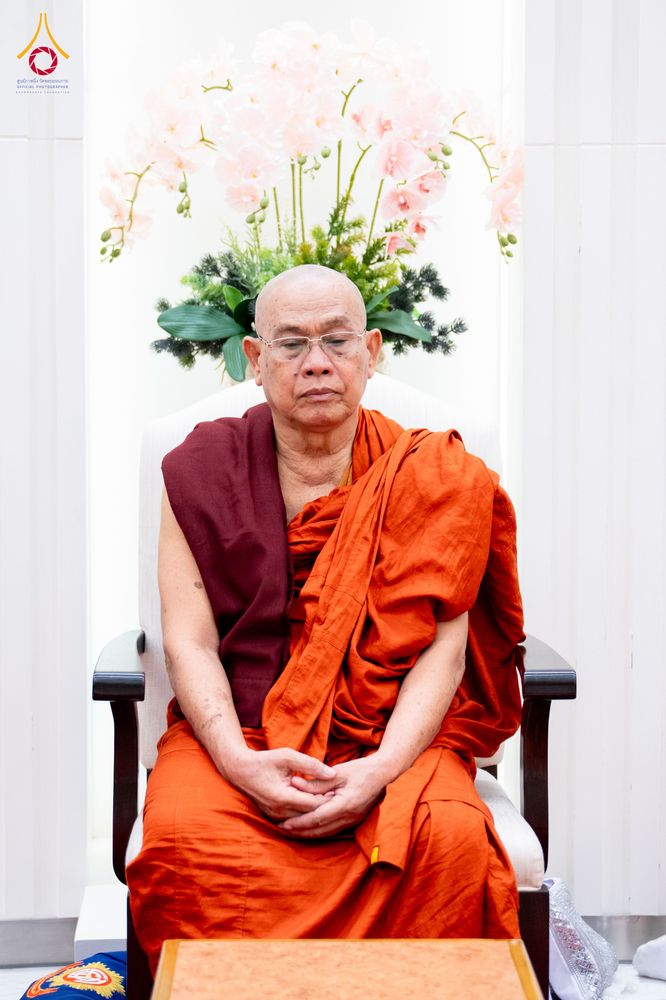 ภาพ No.325534:วันที่ 23 เมษายน พ.ศ.2569 หลวงพ่อทัตตชีโว รองเจ้าอาวาสวัดพระธรรมกาย ถวายการต้อนรับและปฏิสันถารคณะสงฆ์เมียนมาร์และเนปาล