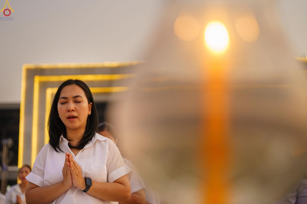 ภาพ No.307942:วันที่ 31 มกราคม พ.ศ. 2569 พิธีจุดประทีปธรรมถวายเป็นพุทธบูชา  และบูชาธรรมมหาปูชนียาจารย์ (ภาพชุดที่ 3) ณ วัดพระธรรมกาย ปทุมธานี ในโครงการธรรมยาตรา กตัญญูบูชา มหาปูชนียาจารย์ พระมงคลเทพมุนี(สด จนฺทสโร) พระผู้ปราบมาร อนุสรณ์สถาน 7 แห่ง ปีที่ 14