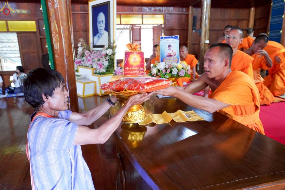 ภาพ No.262356:วันที่ 19 ตุลาคม พ.ศ. 2568 พิธีทอดกฐินสามัคคีทั่วไทย 30,000 วัด โดยคณะศิษยานุศิษย์ บูชาธรรม 81 ปี หลวงพ่อธัมมชโย ณ วัดป่าหมาก ต.แม่ลาน้อย อ.แม่ลาน้อย จ.แม่ฮ่องสอน