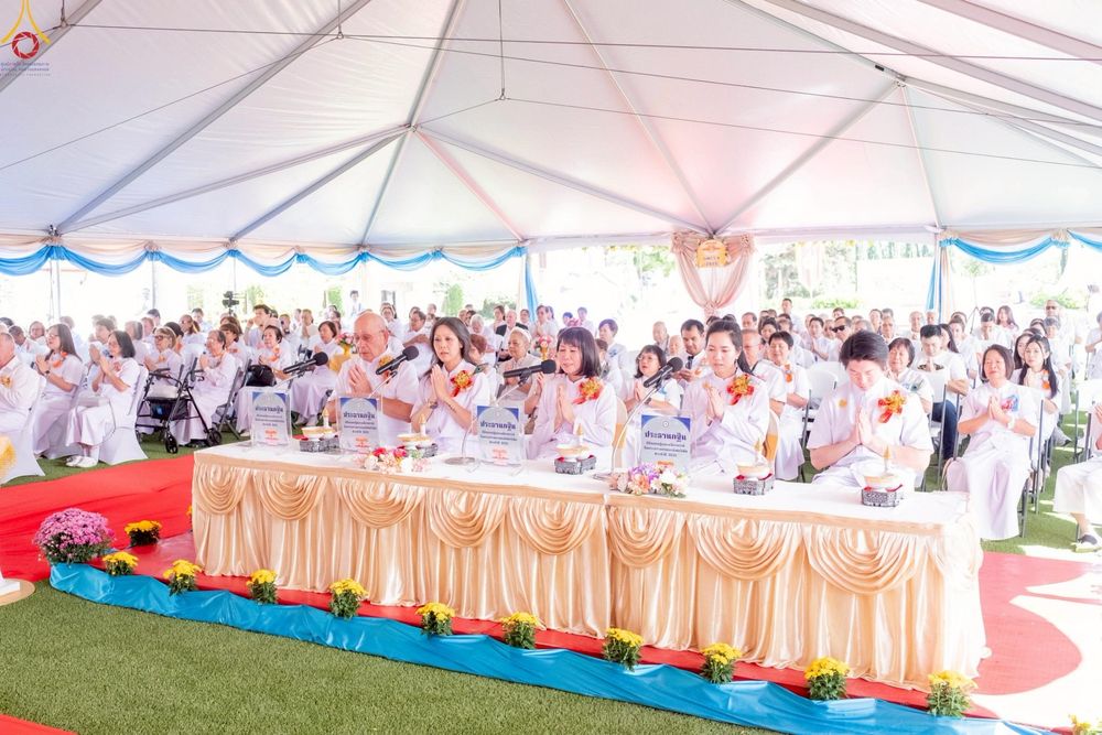 ภาพ No.259327:วันอาทิตย์ที่ 12 ตุลาคม พ.ศ. 2568 พิธีทอดกฐินบรมจักรพรรดิ สร้างอุโบสถ 82 ปี บูชาธรรมหลวงพ่อธัมมชโย ณ วัดพระธรรมกายแคลิฟอร์เนีย ประเทศสหรัฐอเมริกา 