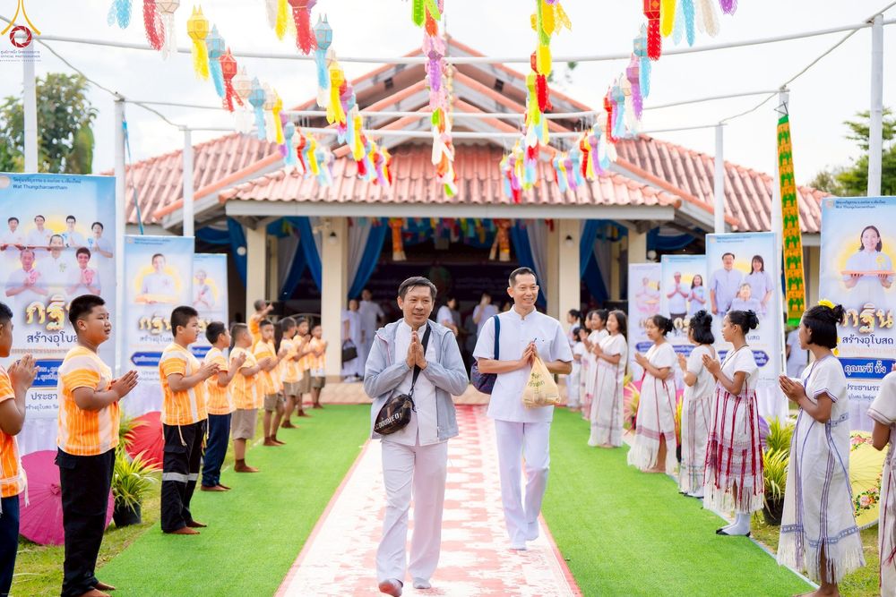 ภาพ No.258319:วันที่ 13 ตุลาคม พ.ศ. 2568 พิธีทอดกฐินสามัคคีทั่วไทย 30,000 วัด โดยคณะศิษยานุศิษย์ บูชาธรรม 81 ปี หลวงพ่อธัมมชโย ณ วัดทุ่งเจริญธรรม อ.อมก๋อย จ.เชียงใหม่