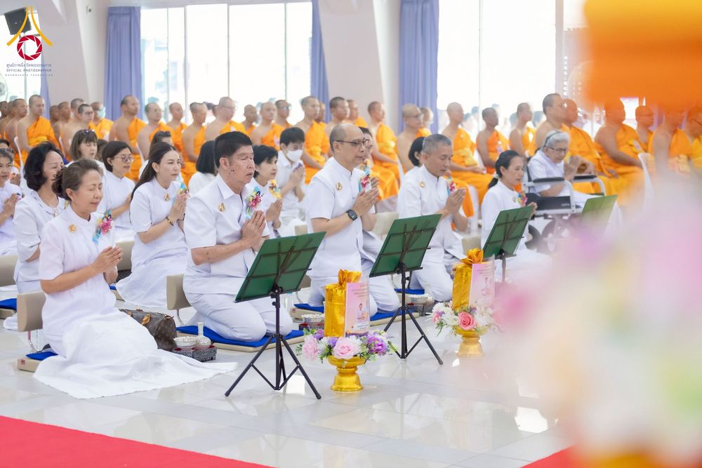 ภาพ No.274959:วันอาทิตย์ที่ 30 พฤศจิกายน พ.ศ. 2568 พิธีทอดผ้าป่า "สร้างองค์พระเจดีย์เพื่อสร้างสันติภาพโลก" ณ ศูนย์ปฏิบัติธรรมระยอง (บ้านช่องลม)