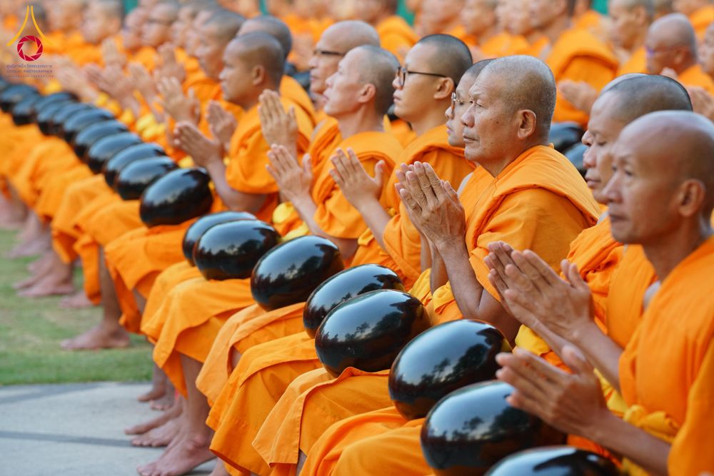 ภาพ No.312733:วันอาทิตย์ที่ 8 มีนาคม พ.ศ.2569 ทำบุญเมืองนครราชสีมา 558 ปี ตักบาตรพระ 10,000 รูป (ภาพชุดที่ 2)