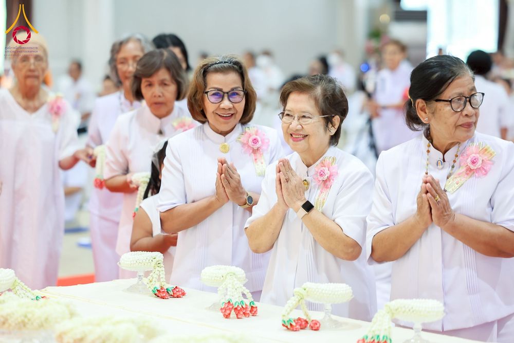 ภาพ No.254811:วันที่ 15 ตุลาคม พ.ศ. 2568 พิธีบรรจุพระบรมสารีริกธาตุภายในพระเกตุองค์พระประธาน สมโภชพระประธาน พระธรรมกาย ณ ศูนยอบรมเยาวชนกาญจนบุรี