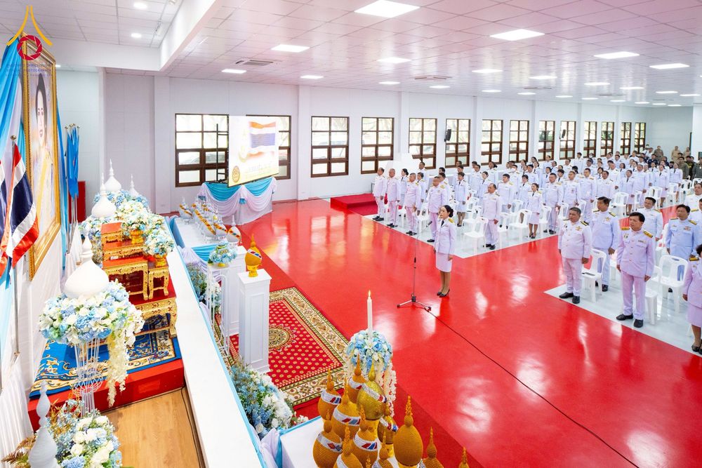 ภาพ No.237745:พิธีถวายเครื่องราชสักการะและวางพานพุ่ม และพิธีจุดเทียนถวายพระพรชัยมงคล เนื่องในโอกาสวันเฉลิมพระชนมพรรษา สมเด็จพระนางเจ้าสิริกิติ์ พระบรมราชินีนาถ พระบรมราชชนนีพันปีหลวง วันอังคารที่ 12 สิงหาคม พ.ศ. 2568  ณ อาคารปลูกศรัทธา 2 วัดพระธรรมกาย