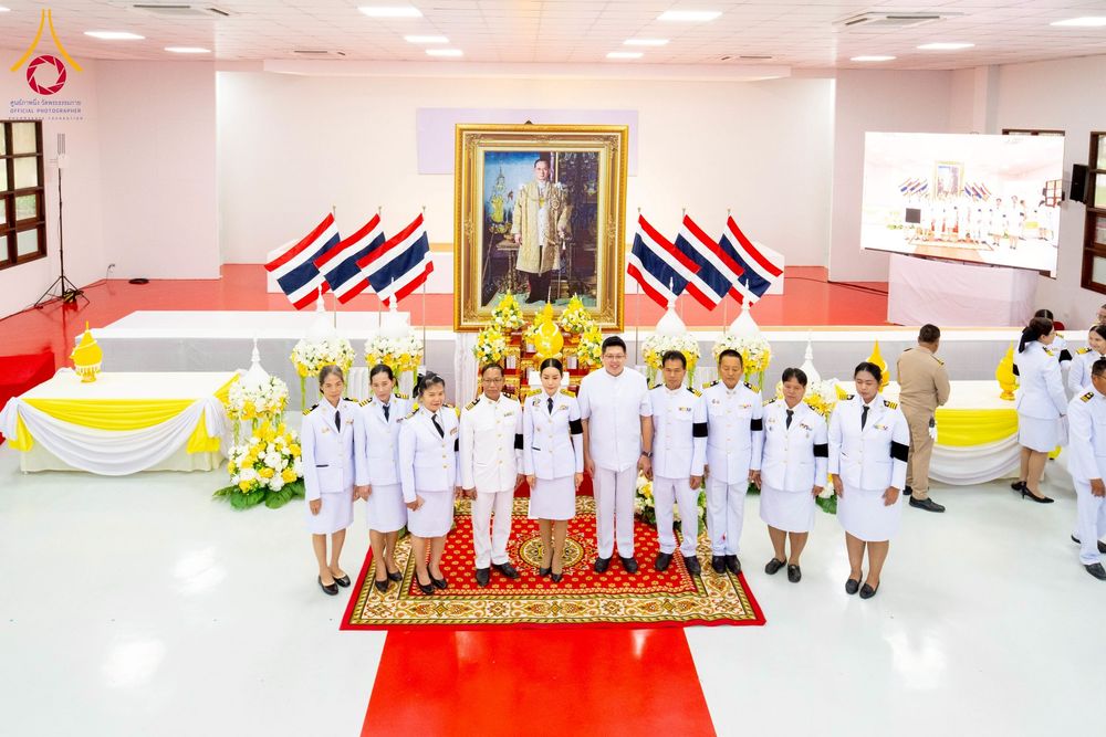 ภาพ No.276133:วันที่ 5 ธันวาคม พ.ศ. 2568 พสกนิกรอำเภอคลองหลวง พร้อมใจบำเพ็ญกุศลอุทิศถวาย “ในหลวงรัชกาลที่ 9” น้อมรำลึกในพระมหากรุณาธิคุณ เนื่องในวันคล้ายวันพระบรมราชสมภพ วันชาติ และวันพ่อแห่งชาติ ณ อาคารปลูกศรัทธา 2 วัดพระธรรมกาย อำเภอคลองหลวง จังหวัดปทุมธานี