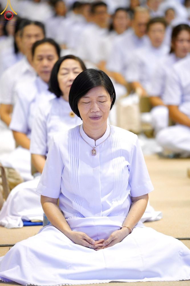 ภาพ No.136683:พิธีตักบาตร พิธีบูชาข้าวพระ ในวันอาทิตย์ต้นเดือนที่ 5 พฤษภาคม พ.ศ. 2567 ณ วัดพระธรรมกาย จ.ปทุมธานี