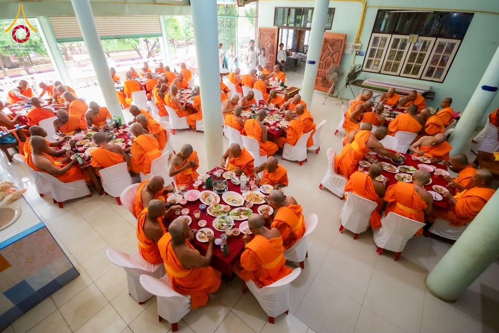 ภาพ No.285437:วันเสาร์ที่ 6 ธันวาคม พ.ศ.2568  พิธีอุปสมบทหมู่ ธรรมทายาท รุ่นบูชาธรรมมหาปูชนียาจารย์ ประจำปี 2568  ณ วัดเกาะแก้วประชานุรักษ์ ต.ชัยนาม อ.วังทอง จ.พิษณุโลก