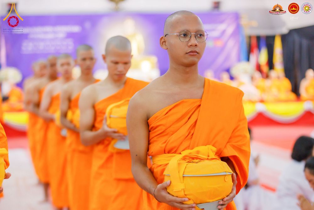 ภาพ No.283701:วันเสาร์ที่ 20 ธันวาคม  2568 พิธีบรรพชาสามเณร ณ ประเทศอินโดนีเซีย