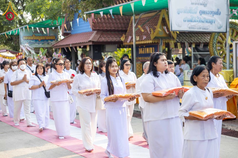 ภาพ No.298777:วันที่ 20 มกราคม พ.ศ. 2569 พิธีทอดผ้าป่าทำนุบำรุงศาสนสถาน ณ วัดลำพญา อ.บางเลน จ.นครปฐม ในโครงการธรรมยาตรา กตัญญูบูชา มหาปูชนียาจารย์ พระมงคลเทพมุนี(สด จนฺทสโร) พระผู้ปราบมาร อนุสรณ์สถาน 7 แห่ง ปีที่ 14