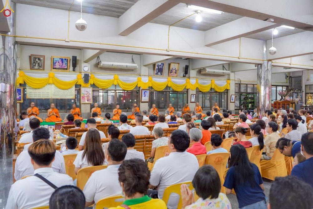 ภาพ No.250733:วันพุธที่ 8 ตุลาคม พ.ศ. 2568 พิธีทอดกฐินสามัคคีทั่วไทย 30,000 วัด โดยคณะศิษยานุศิษย์ บูชาธรรม 81 ปี หลวงพ่อธัมมชโย ณ วัดชมนิมิตร อ.พระประแดงจ.สมุทรปราการ