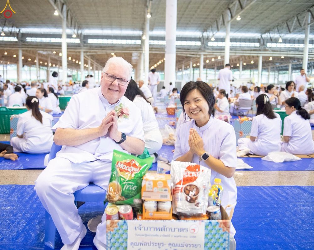 ภาพ No.263866:วันอาทิตย์ที่ 2 พฤศจิกายน พ.ศ. 2568 พิธีตักบาตรอาทิตย์ต้นเดือน ณ บ้านแก้วเรือนทองคุณยายฯ วัดพระธรรมกาย