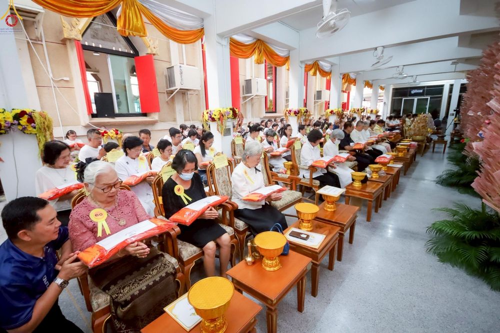 ภาพ No.271991:วันที่ 30 ตุลาคม พ.ศ. 2568 พิธีทอดกฐินสามัคคีทั่วไทย ณ วัดคูหาสวรรค์ ต.ในเมือง อ.เมือง จ.พิษณุโลก โดยคณะศิษยานุศิษย์ บูชาธรรม 81 ปี หลวงพ่อธัมมชโย