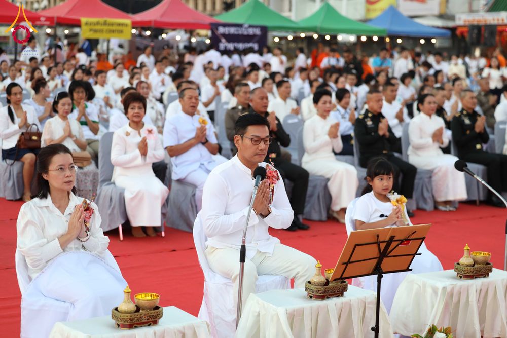 ภาพ No.312512:วันอาทิตย์ที่ 8 มีนาคม พ.ศ.2569 ทำบุญเมืองนครราชสีมา 558 ปี ตักบาตรพระ 10,000 รูป