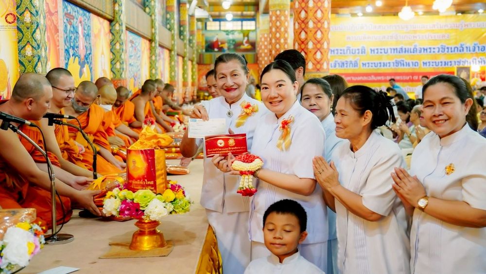 ภาพ No.254709:วันที่ 12 ตุลาคม พ.ศ. 2568 พิธีทอดกฐินสามัคคีทั่วไทย 30,000 วัด โดยคณะศิษยานุศิษย์ บูชาธรรม 81 ปี หลวงพ่อธัมมชโย ณ วัดครุนอก อ.พระประแดง จ.สมุทรปราการ