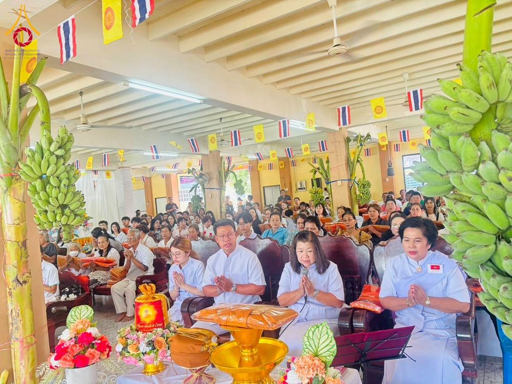 ภาพ No.274411:วันที่ 26 ตุลาคม พ.ศ. 2568 พิธีทอดกฐินสามัคคีทั่วไทย ณ วัดทุ่งรี จ.นครปฐม โดยคณะศิษยานุศิษย์ บูชาธรรม 81 ปี หลวงพ่อธัมมชโย