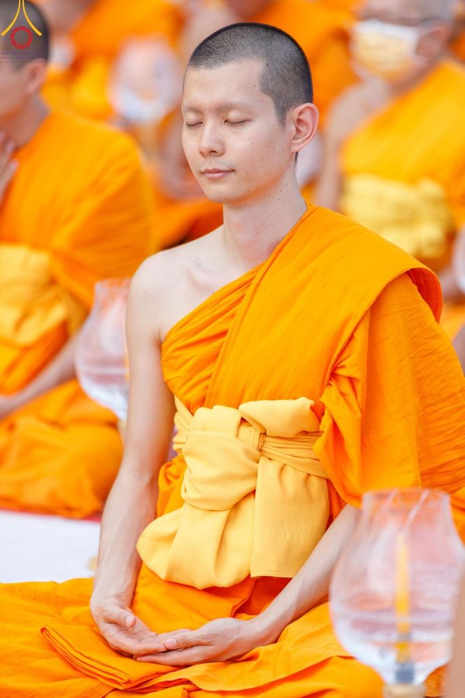 ภาพ No.192603:พิธีจุดประทีปถวายเป็นพุทธบูชา และบูชาธรรมมหาปูชนียาจารย์ ณ อนุสรณ์สถานคลองบางนางแท่น อ.สามพราน จ.นครปฐม ในโครงการธรรมยาตรา กตัญญูบูชา มหาปูชนียาจารย์ พระมงคลเทพมุนี(สด จนฺทสโร) พระผู้ปราบมาร อนุสรณ์สถาน 7 แห่ง ปีที่ 13 วันที่ 10 มกราคม พ.ศ. 2568