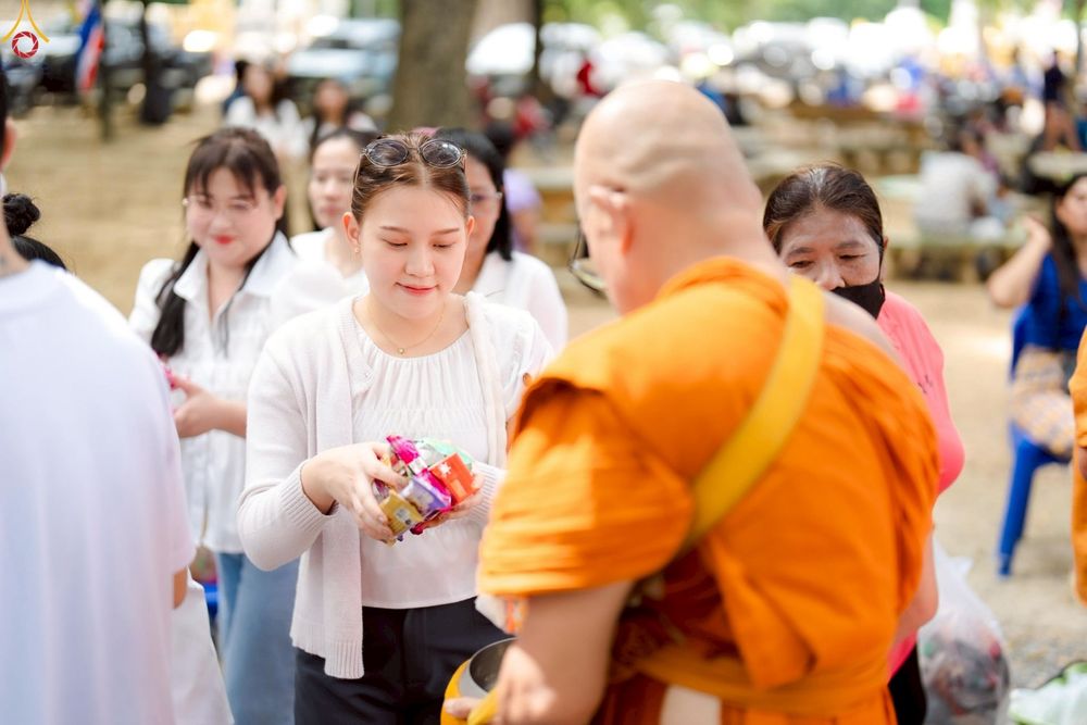 ภาพ No.250749:วันพุธที่ 8 ตุลาคม พ.ศ. 2568 พิธีทอดกฐินสามัคคีทั่วไทย 30,000 วัด โดยคณะศิษยานุศิษย์ บูชาธรรม 81 ปี หลวงพ่อธัมมชโย ณ วัดหนองโพธิ์ อ.กำแพงแสน จ.นครปฐม