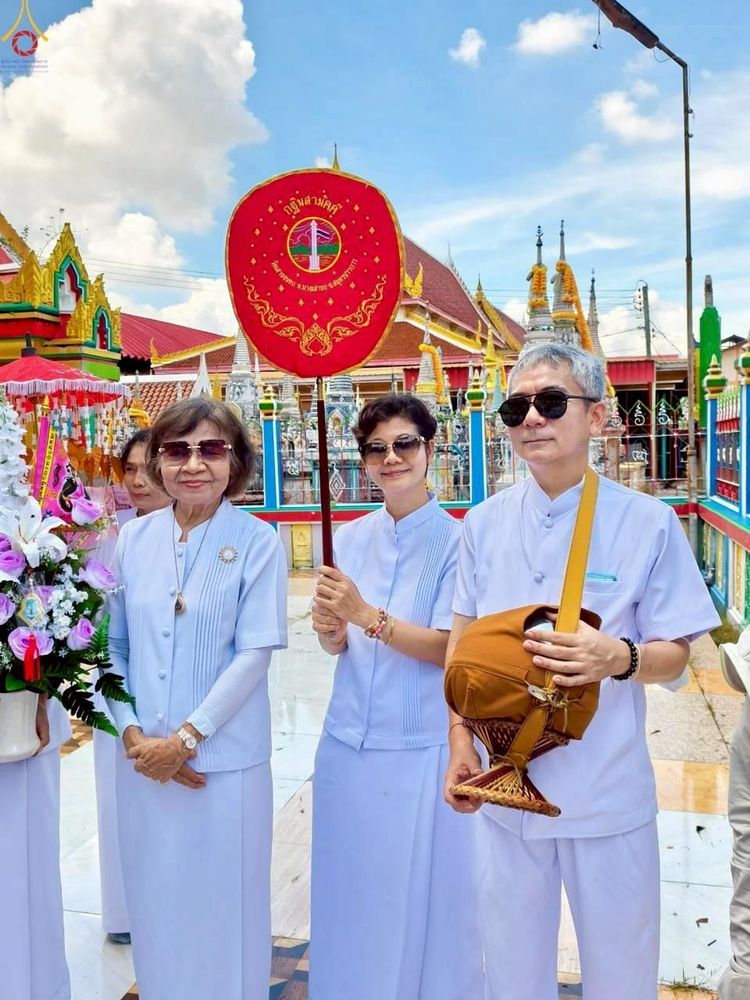 ภาพ No.256364:วันที่ 12 ตุลาคม พ.ศ. 2568 พิธีทอดกฐินสามัคคีทั่วไทย 30,000 วัด โดยคณะศิษยานุศิษย์ บูชาธรรม 81 ปี หลวงพ่อธัมมชโย ณ วัดเสาธงนอก อ.บางเสาธง จ.สมุทรปราการ