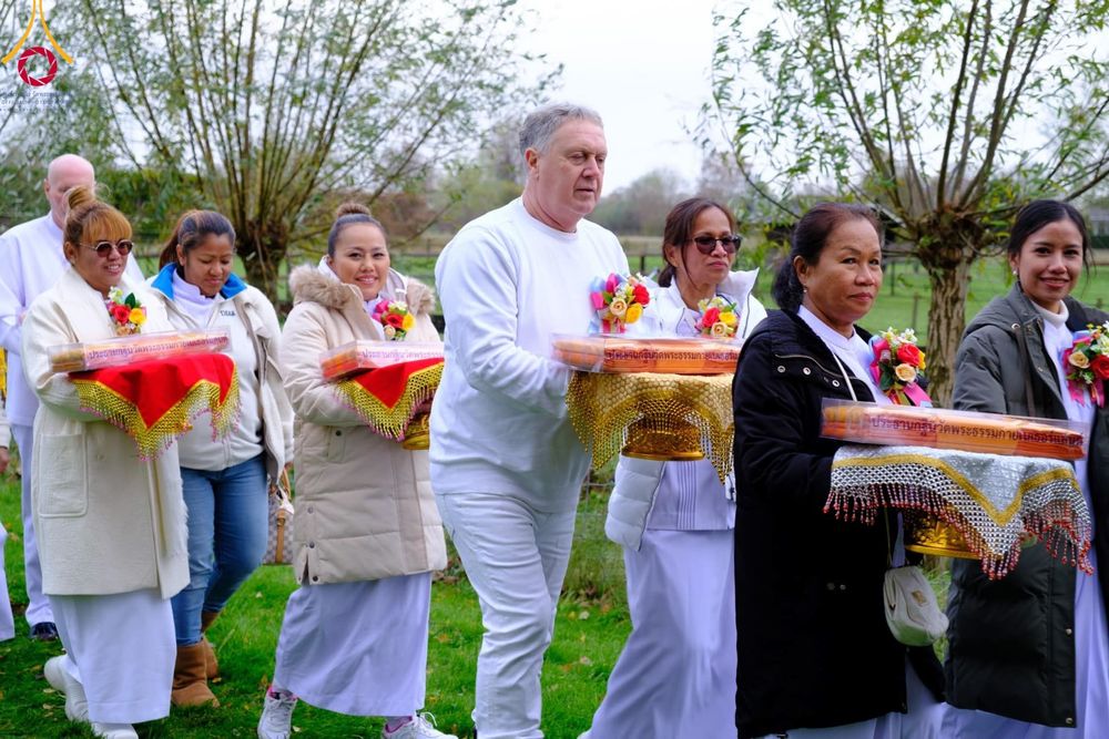 ภาพ No.99384:พิธีทอดกฐินสามัคคี มหากาลทาน วัดพระธรรมกายเนเธอร์แลนด์ วันที่ 26 พฤศจิกายน พ.ศ. 2566