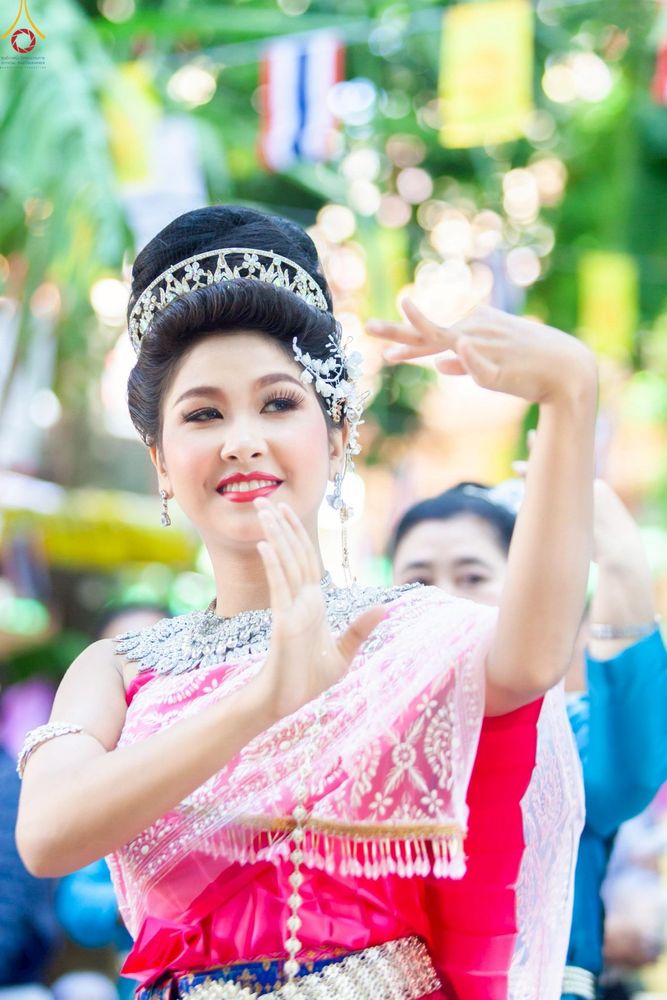 ภาพ No.252500:วันที่ 11 ตุลาคม พ.ศ. 2568 พิธีทอดกฐินสามัคคีทั่วไทย 30,000 วัด โดยคณะศิษยานุศิษย์ บูชาธรรม 81 ปี หลวงพ่อธัมมชโย ณ วัดโคกมะตูม อ.เมืองสระบุรี จ.สระบุรี