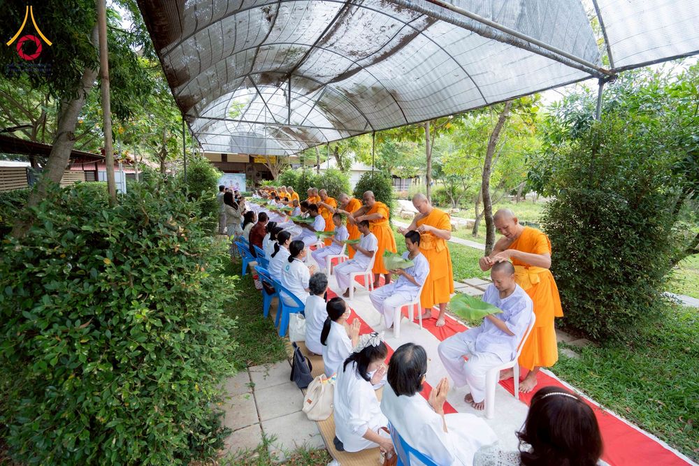 ภาพ No.278202:วันศุกร์ที่ 5 ธันวาคม พ.ศ. 2568 (วันพ่อแห่งชาติ) พิธีบรรพชาอุปสมบทหมู่ธรรมทายาท จำนวน 16 รูป โครงการบรรพชาอุปสมบทหมู่ รุ่นบูชาธรรมมหาปูชนียาจารย์ ประจำปี 2568  ณ ศูนย์ปฏิบัติธรรมและอบรมเยาวชนพระนครศรีอยุธยา จ.พระนครศรีอยุธยา
