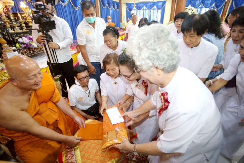 ภาพ No.258628:วันที่ 19 ตุลาคม พ.ศ. 2568 พิธีทอดกฐินสามัคคีทั่วไทย 30,000 วัด โดยคณะศิษยานุศิษย์ บูชาธรรม 81 ปี หลวงพ่อธัมมชโย ณ วัดปุรณาวาส เขตทวีวัฒนา กรุงเทพฯ