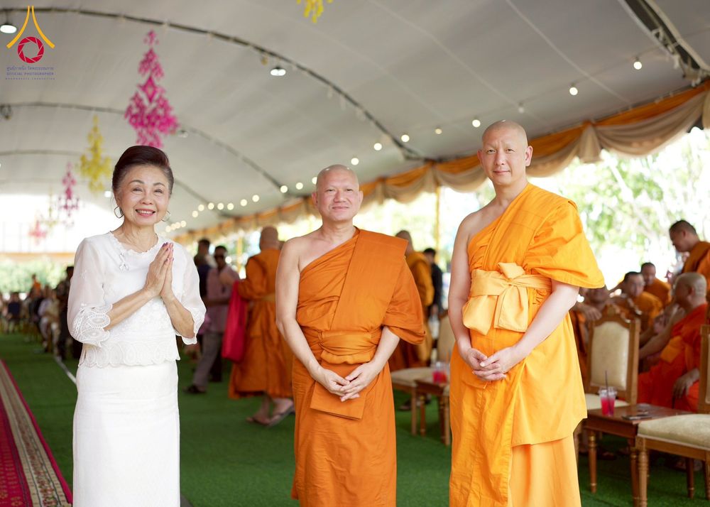 ภาพ No.274370:วันที่ 4 พฤศจิกายน พ.ศ. 2568 พิธีทอดกฐินสามัคคีทั่วไทย ณ วัดวังปลาสร้อย ต.ดอนคา อ.ท่าตะโก จ.นครสวรรค์ โดยคณะศิษยานุศิษย์ บูชาธรรม 81 ปี หลวงพ่อธัมมชโย