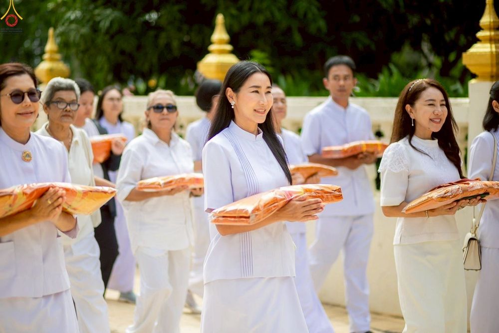 ภาพ No.255977:วันที่ 15 ตุลาคม พ.ศ. 2568 พิธีทอดกฐินสามัคคีทั่วไทย 30,000 วัด โดยคณะศิษยานุศิษย์ บูชาธรรม 81 ปี หลวงพ่อธัมมชโย ณ วัดตะโกสูง อ.ดอนตูม จ.นครปฐม