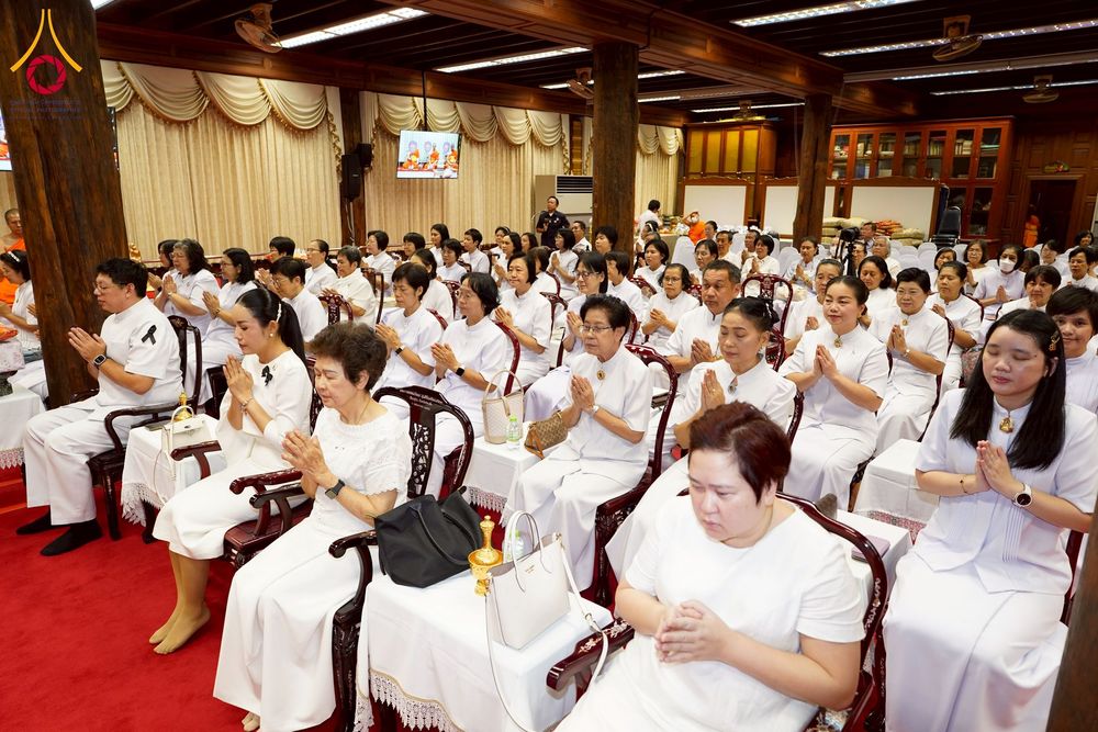 ภาพ No.270747:วันที่ 18 พฤศจิกายน พ.ศ. 2568 วัดพระธรรมกาย เป็นเจ้าภาพบำเพ็ญกุศล  คุณยายอาจารย์ ดร.ตรีธา เนียมขำ  อดีตนายกสมาคมศิษย์หลวงพ่อวัดปากน้ำ ณ ศาลาสตมานุสรณ์ (ศาลาเรือนไทย) วัดปากน้ำ  พระอารามหลวง เขตภาษีเจริญ กรุงเทพมหานคร