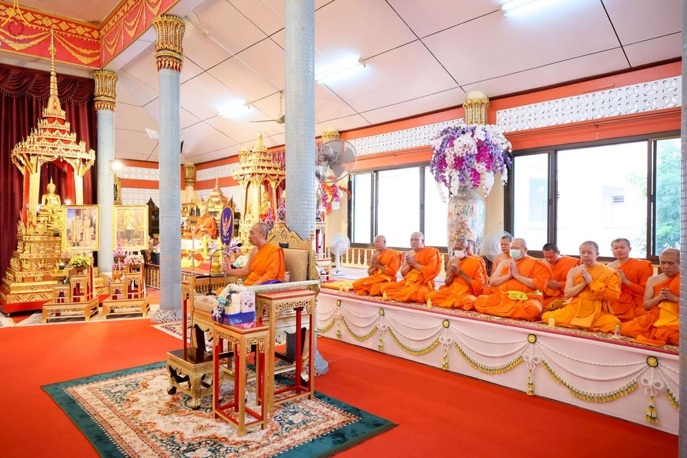 ภาพ No.263222:วันที่ 23 ตุลาคม พ.ศ. 2568 พิธีทอดกฐินสามัคคีทั่วไทย 30,000 วัด โดยคณะศิษยานุศิษย์ บูชาธรรม 81 ปี หลวงพ่อธัมมชโย ณ วัดพรหมวงศาราม เขตดินแดง กรุงเทพมหานคร