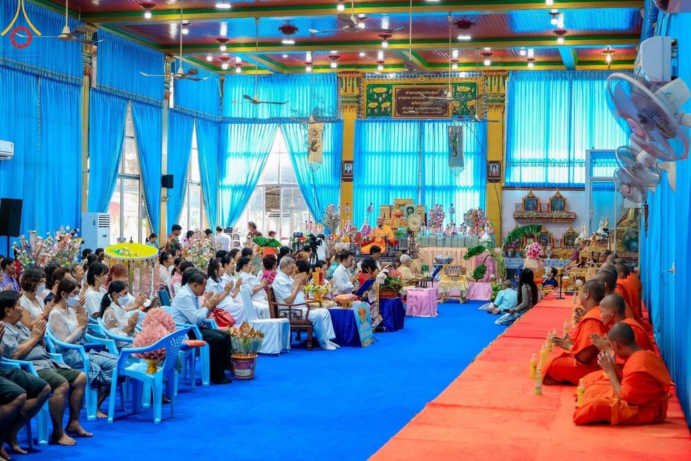 ภาพ No.166851:พิธีทอดกฐิน ณ วัดบัวผัน แขวงท่าข้าม เขตบางขุนเทียน กรุงเทพมหานคร ในโครงการกฐินสามัคคีทั่วไทย 30,000 วัด บูชาธรรม 80 ปี หลวงพ่อธัมมชโย โดยคณะศิษยานุศิษย์วัดพระธรรมกาย วันที่ 20 ตุลาคม พ.ศ. 2567