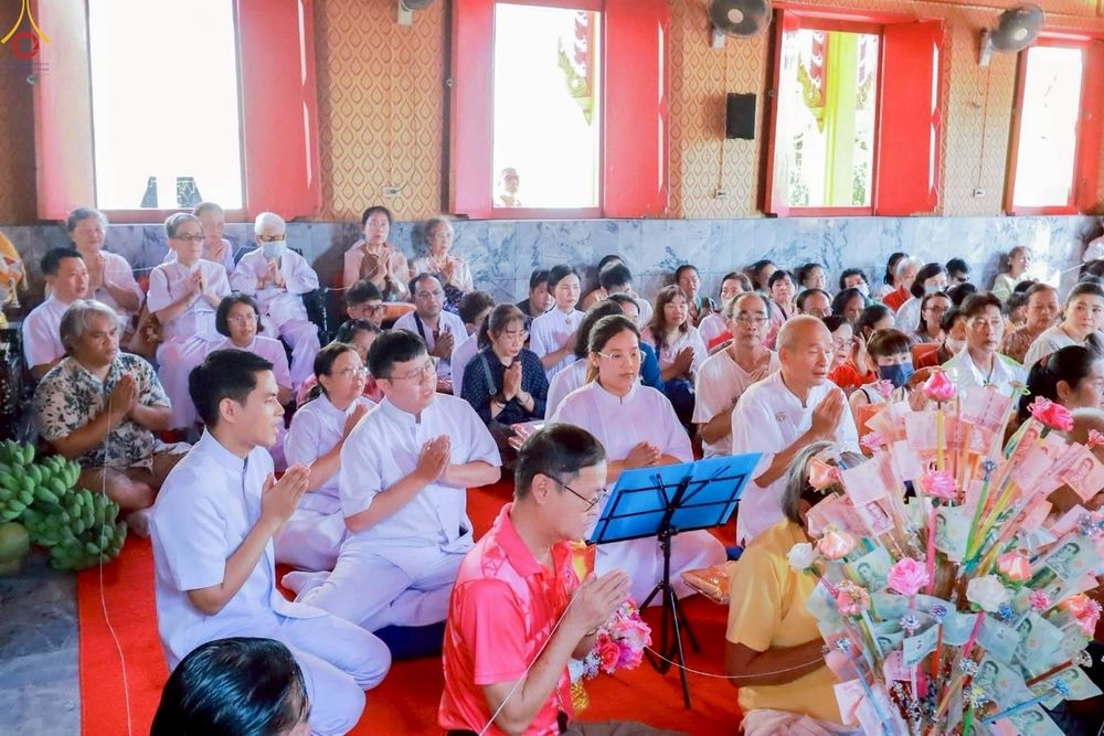 ภาพ No.254887:วันที่ 12 ตุลาคม พ.ศ. 2568 พิธีทอดกฐินสามัคคีทั่วไทย 30,000 วัด โดยคณะศิษยานุศิษย์ บูชาธรรม 81 ปี หลวงพ่อธัมมชโย ณ วัดรวก อ.พระประแดง จ.สมุทรปราการ