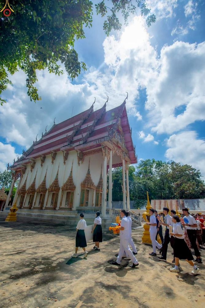 ภาพ No.264148:วันที่ 19 ตุลาคม พ.ศ. 2568 พิธีทอดกฐินสามัคคีทั่วไทย 30,000 วัด โดยคณะศิษยานุศิษย์ บูชาธรรม 81 ปี หลวงพ่อธัมมชโย ณ วัดโพธิ์งาม อ.กำแพงแสน จ.นครปฐม