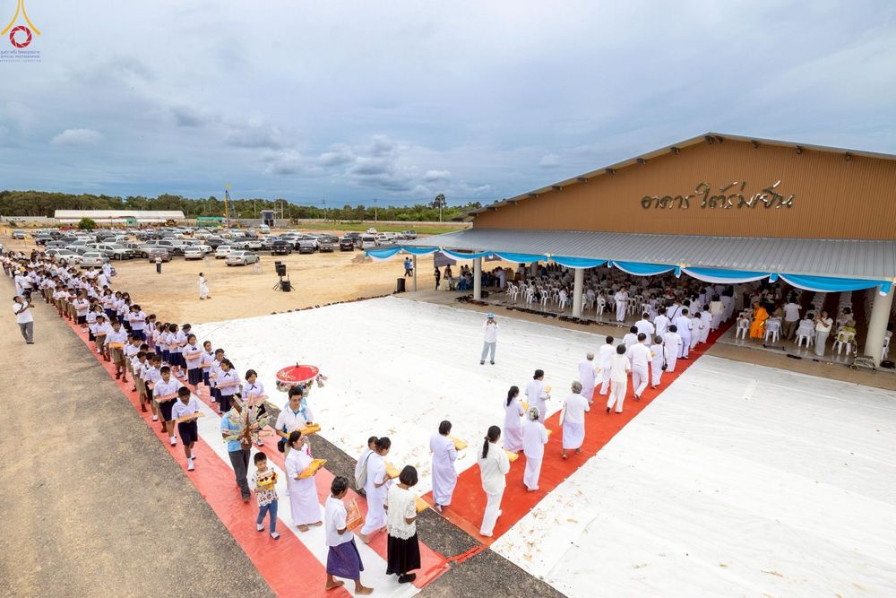 ภาพ No.268423:วันที่ 23 ตุลาคม พ.ศ. 2568 พิธีทอดกฐินสามัคคีทั่วไทย ณ ศูนย์อบรมเยาวชนปัตตานี โดยคณะศิษยานุศิษย์ บูชาธรรม 81 ปี หลวงพ่อธัมมชโย