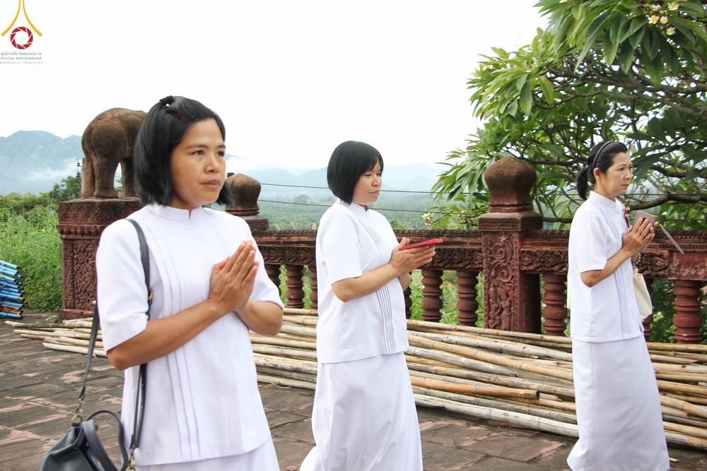 ภาพ No.163942:โครงการกฐินสามัคคีทั่วไทย 30,000 วัด บูชาธรรม 80 ปี หลวงพ่อธัมมชโย โดย คณะศิษยานุศิษย์วัดพระธรรมกาย ณ วัดเฉลิมราษฎร์ อ.กุยบุรี จ.ประจวบคีรีขันธ์ วันที่ 20 ตุลาคม พ.ศ. 2567