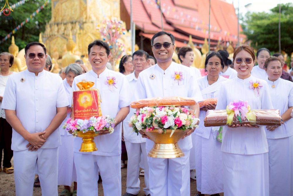 ภาพ No.271785:วันที่ 3 พฤศจิกายน พ.ศ. 2568 พิธีทอดกฐินสามัคคีทั่วไทย ณ วัดป่าพนังสลักได อ.หนองบัวแดง จ.ชัยภูมิ โดยคณะศิษยานุศิษย์ บูชาธรรม 81 ปี หลวงพ่อธัมมชโย