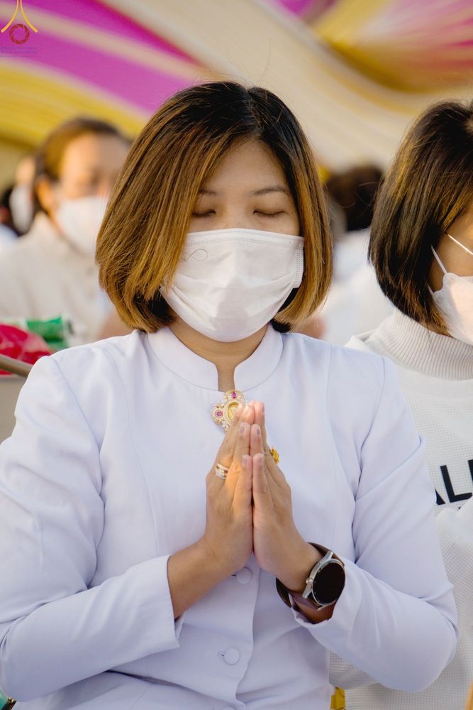 ภาพ No.74710:พิธีตักบาตรพระธรรมยาตราฯ ในโครงการธรรมยาตรากตัญญูบูชา มหาปูชนียาจารย์ พระมงคลเทพมุนี(สด จนฺทสโร) พระผู้ปราบมาร ปีที่ 11 ณ อนุสรณ์สถานลำดับที่ 5 สถานที่เผยแผ่วิชชาธรรมกายครั้งแรก อนุสรณ์สถานบางปลา วัดบางปลา อ.บางเลน จ.นครปฐม วันที่ 29 มกราคม พ.ศ. 2566