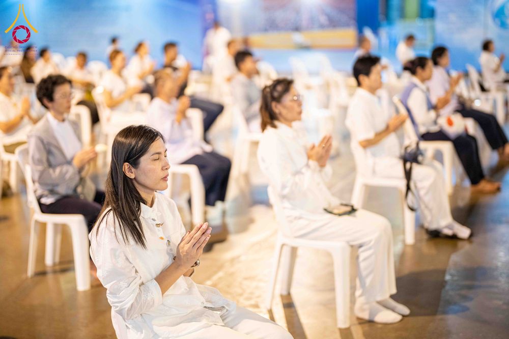 ภาพ No.317734:วันพฤหัสบดีที่ 2 มีนาคม พ.ศ. 2569 พิธีฉลองชัยชิตังเม สวดธัมมจักกัปวัตนสูตร ครบ 8,252,828,282 จบ ในวันขึ้น 15 ค่ำ เดือน 5 ณ วัดพระธรรมกาย จังหวัดปทุมธานี