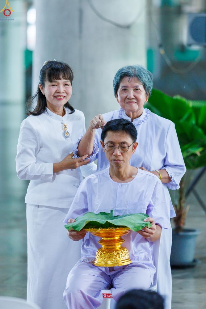 ภาพ No.333462:วันอาทิตย์ที่ 7 มิถุนายน พ.ศ.2569 พิธีตัดปอยผมและปลงผมนาคธรรมทายาท โครงการบรรพชาและอุปสมบทหมู่ธรรมทายาท รุ่นผู้บริหาร รุ่นที่ 16 ณ วิหารคด 11 วัดพระธรรมกาย