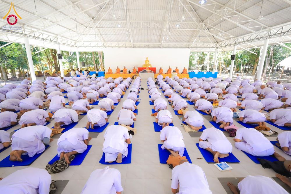 ภาพ No.285594:วันที่ 26-30  พฤศจิกายน พ.ศ. 2568  กิจกรรมสวดมนต์ นั่งสมาธิ ฟังธรรม ของนาคธรรมทายาท ในโครงการบวชบูชาธรรมมหาปูชนียาจารย์  ณ ศูนย์ปฏิบัติธรรมบุรีรัมย์ จ.บุรีรัมย์