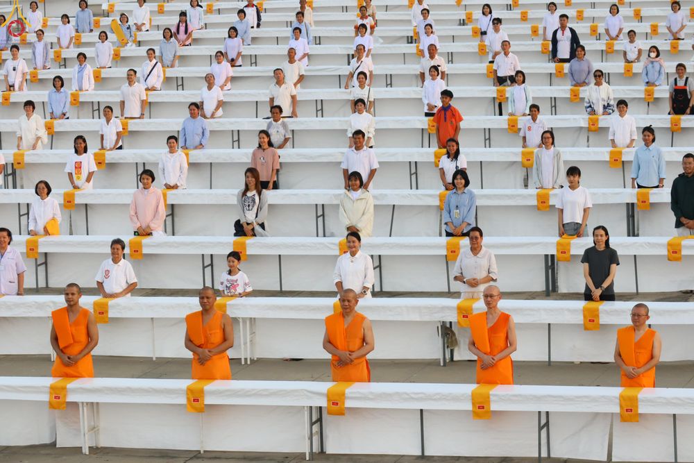 ภาพ No.320251:วันที่ 3-7 เมษายน พ.ศ.2569 การเตรียมงาน ณ ลานธรรม เพื่องานถวายมหาสังฆทาน 40,000 กว่าวัดทั่วประเทศ วันคุ้มครองโลก 22 เมษายน พ.ศ.2569 วัดพระธรรมกาย