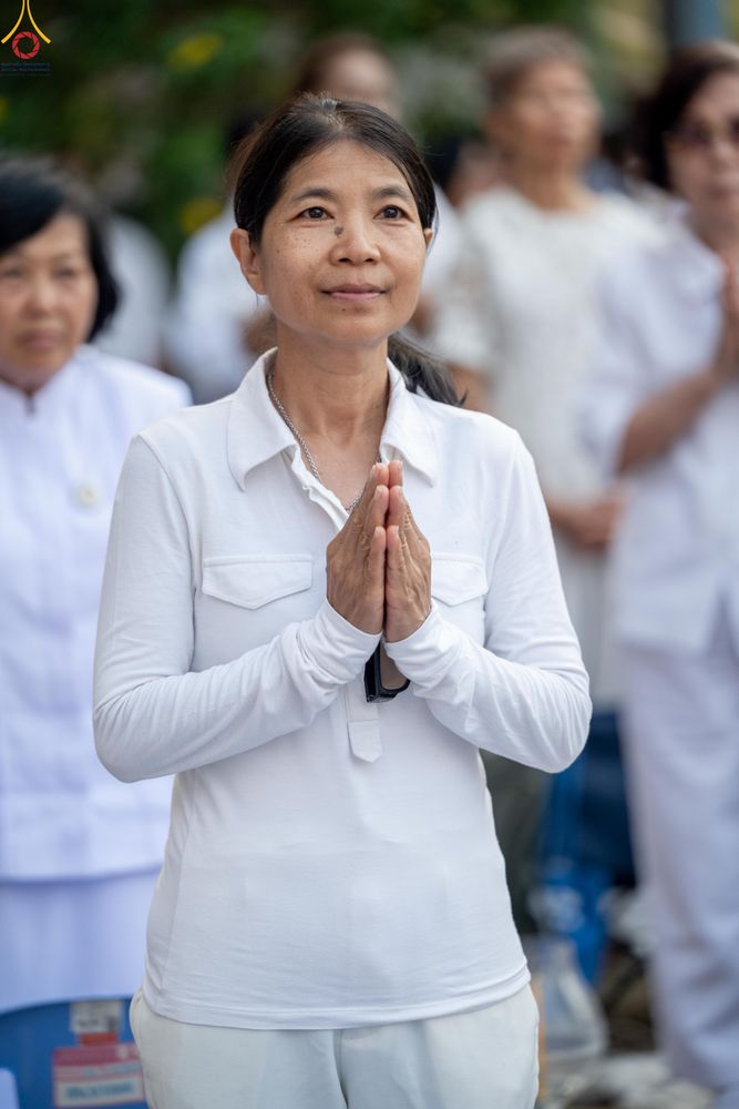 ภาพ No.296898:วันที่ 17 มกราคม พ.ศ. 2569 พิธีจุดประทีปถวายเป็นพุทธบูชา และบูชาธรรมมหาปูชนียาจารย์  ณ วัดโบสถ์บน ต.บางคูเวียง จ.นนทบุรี อนุสรณ์สถานลำดับที่ 4 สถานที่เกิดด้วยกายธรรม ในโครงการธรรมยาตรา กตัญญูบูชา มหาปูชนียาจารย์ พระมงคลเทพมุนี(สด จนฺทสโร) พระผู้ปราบมาร อ