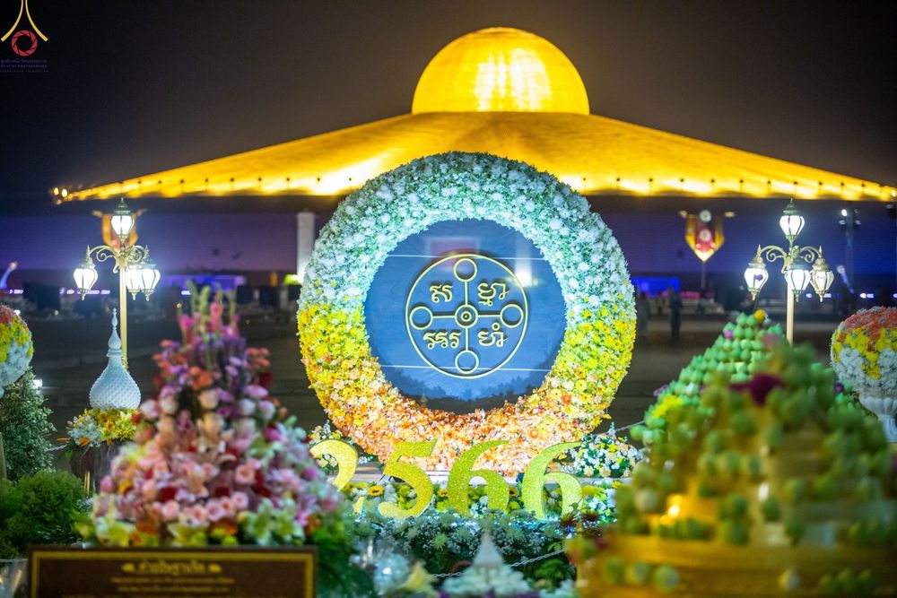 ภาพ No.68622:พิธีสวดมนต์ข้ามปี วันที่ 31 ธันวาคม พ.ศ. 2565 ณ มหารัตนวิหารคด วัดพระธรรมกาย จ.ปทุมธานี