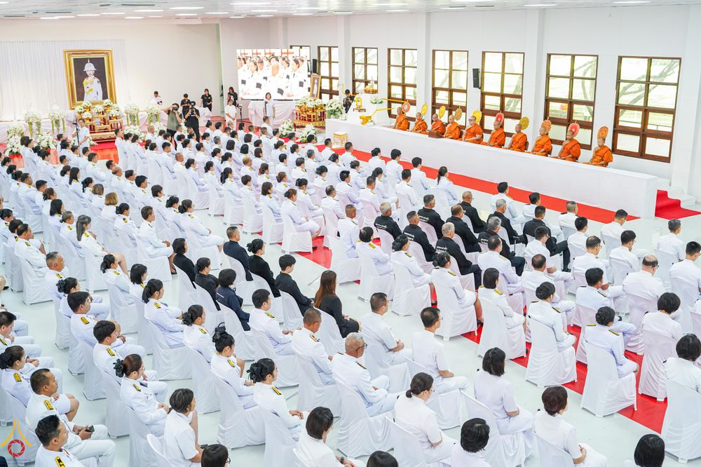 ภาพ No.335925:วันพุธที่ 17 มิถุนายน พ.ศ.2569 พิธีบำเพ็ญกุศลทักษิณานุปทานสัตตมวาร (ครบ 7 วัน) อุทิศถวายพระกุศล แด่สมเด็จพระเจ้าลูกเธอ เจ้าฟ้ากรมหลวงราชสาริณีสิริพัชร มหาวัชรราชธิดา ณ วัดพระธรรมกาย จังหวัดปทุมธานี